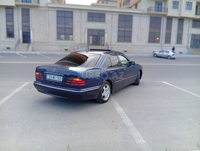Mercedes E 280 1999, 241,563 km - 2.8 l - Sumqayıt