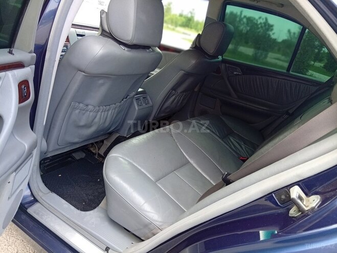 Mercedes E 280 1999, 241,563 km - 2.8 l - Sumqayıt
