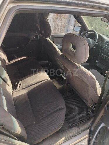 Opel Vectra 1992, 966,456 km - 1.8 l - Zaqatala