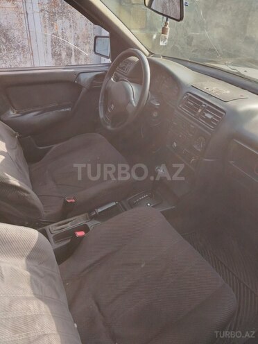 Opel Vectra 1992, 966,456 km - 1.8 l - Zaqatala