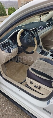 Volkswagen Passat 2012, 195,000 km - 2.5 l - Naxçıvan