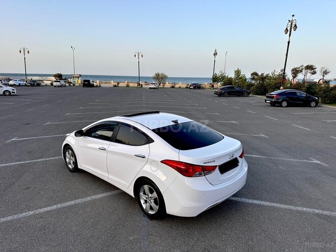 Hyundai Elantra 2013, 295,211 km - 1.6 л - Bakı