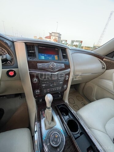 Nissan Patrol 2010, 164,000 km - 5.6 l - Bakı