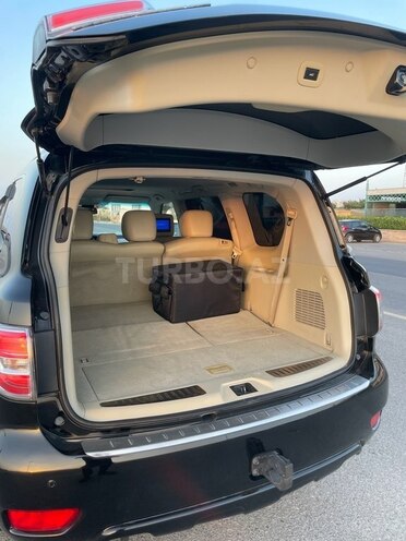 Nissan Patrol 2010, 164,000 km - 5.6 l - Bakı