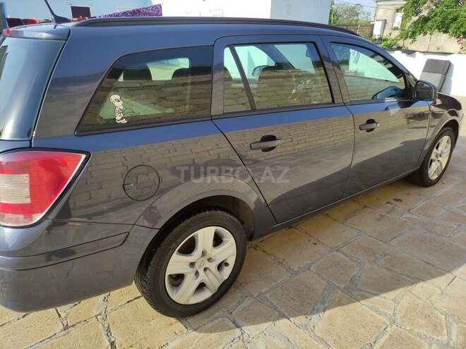 Opel Astra 2009, 300,000 km - 1.7 l - Bakı
