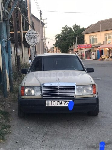 Mercedes E 260 1991, 290,000 km - 2.6 l - Bakı
