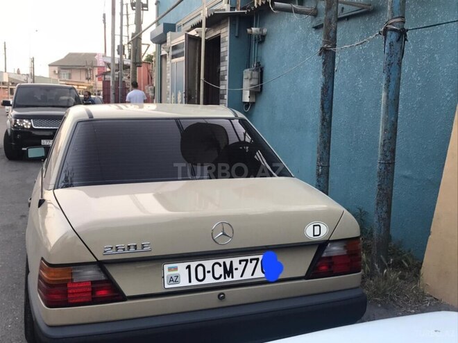 Mercedes E 260 1991, 290,000 km - 2.6 l - Bakı