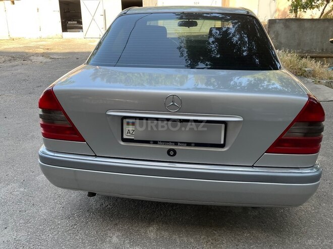 Mercedes C 200 1995, 420,000 km - 2.0 л - Bakı