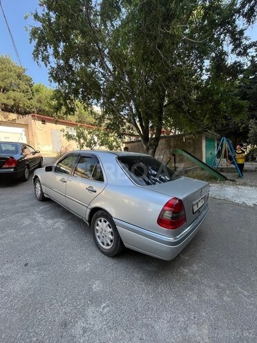 Mercedes C 200 1995, 420,000 km - 2.0 л - Bakı