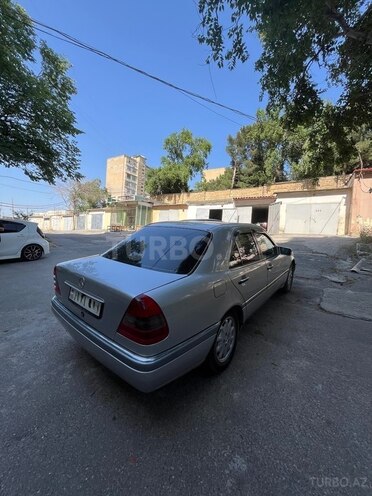 Mercedes C 200 1995, 420,000 km - 2.0 л - Bakı