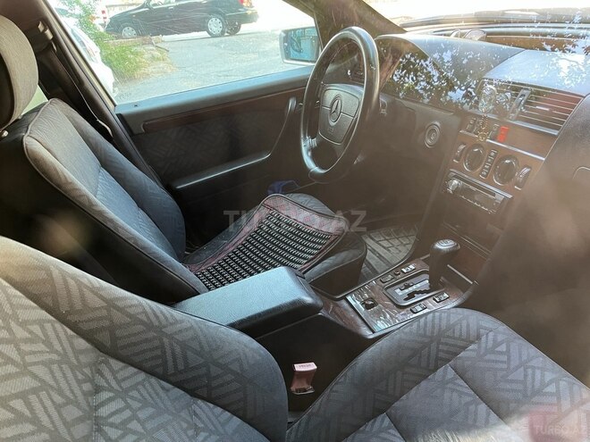 Mercedes C 200 1995, 420,000 km - 2.0 л - Bakı