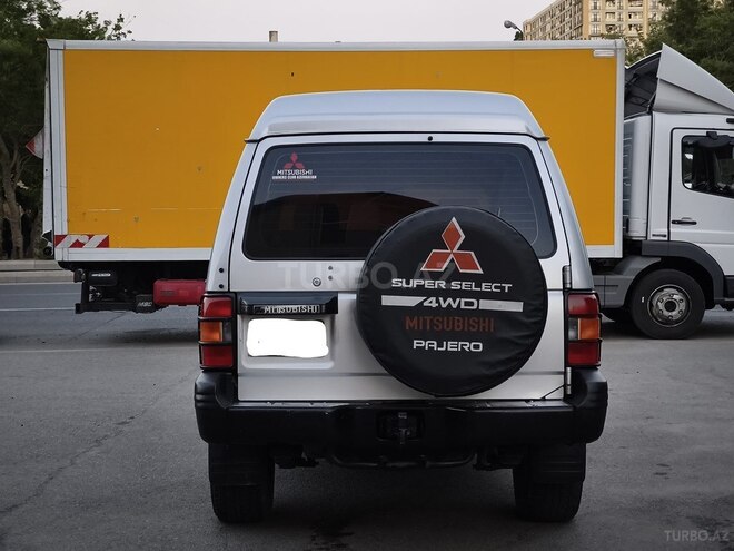 Mitsubishi Pajero 2000, 388,000 km - 2.8 l - Bakı