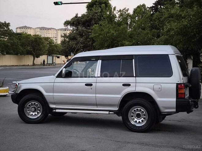 Mitsubishi Pajero 2000, 388,000 km - 2.8 l - Bakı