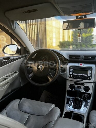 Volkswagen Passat 2006, 315,000 km - 2.0 l - Bakı