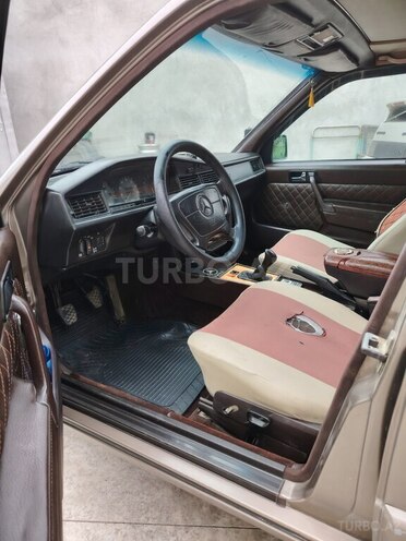 Mercedes 190 1991, 500,000 km - 2.0 l - Bərdə