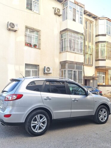 Hyundai Santa Fe 2010, 258,000 km - 2.0 л - Bakı