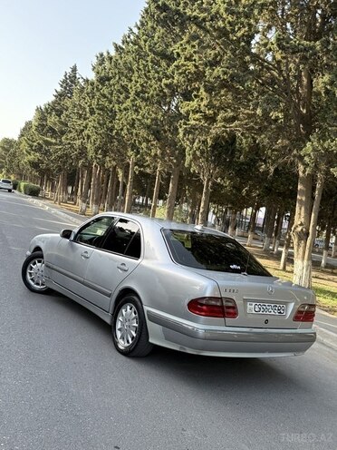 Mercedes E 220 d 2000, 399,000 km - 2.2 l - Bakı
