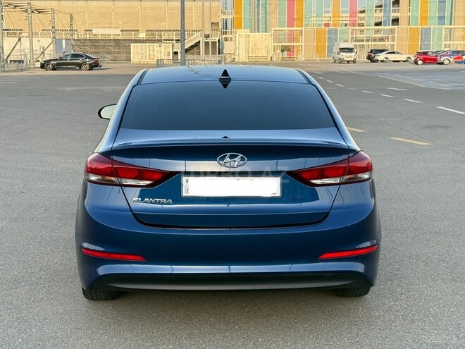 Hyundai Elantra 2018, 104,000 km - 2.0 l - Bakı