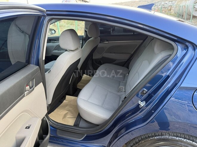 Hyundai Elantra 2018, 104,000 km - 2.0 l - Bakı
