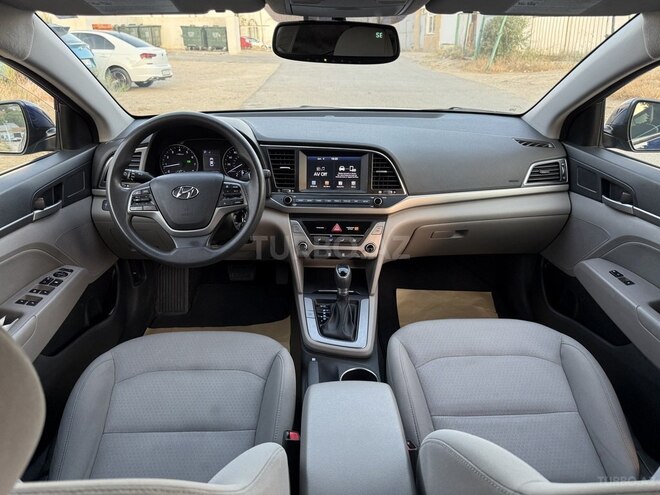 Hyundai Elantra 2018, 104,000 km - 2.0 l - Bakı