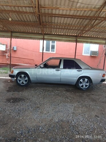 Mercedes 190 1992, 460,000 km - 1.8 l - İmişli