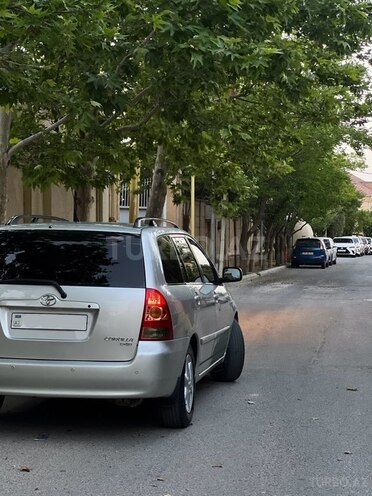 Toyota Corolla 2006, 262,000 km - 1.4 l - Bakı