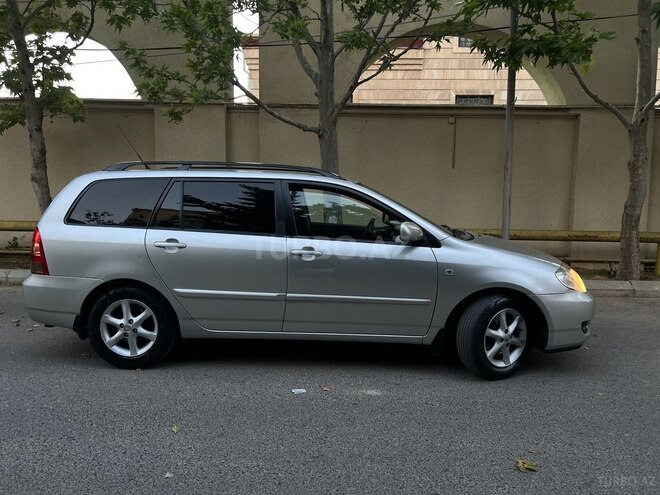Toyota Corolla 2006, 262,000 km - 1.4 l - Bakı