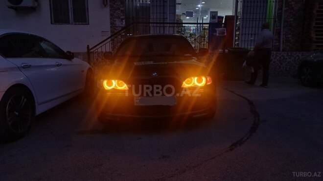 BMW 320 2003, 439,600 km - 2.2 l - Bakı