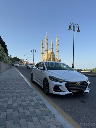Hyundai Elantra 2018, 86,161 km - 1.6 l - Bakı
