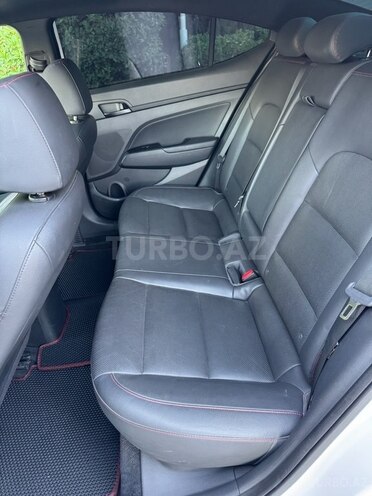 Hyundai Elantra 2018, 86,161 km - 1.6 l - Bakı