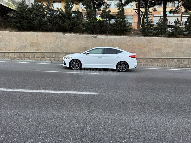 Hyundai Elantra 2018, 86,161 km - 1.6 l - Bakı