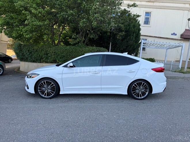 Hyundai Elantra 2018, 86,161 km - 1.6 l - Bakı