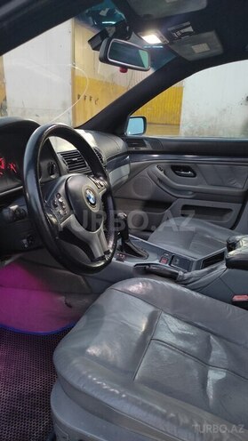 BMW 530-13