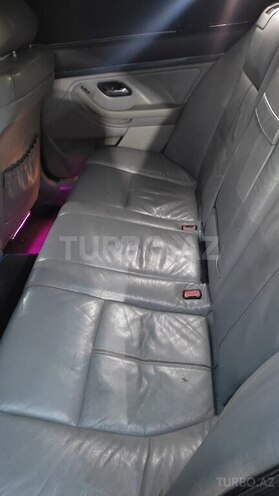 BMW 530-15