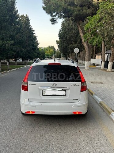 Hyundai i30 2010, 2,200,000 km - 1.6 l - Bakı