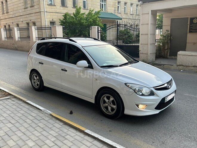 Hyundai i30 2010, 2,200,000 km - 1.6 l - Bakı