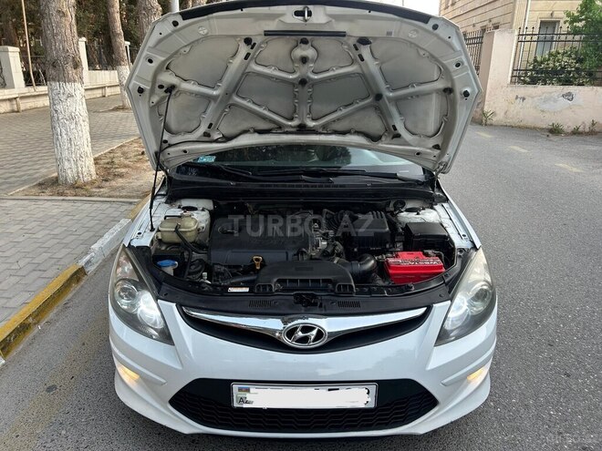 Hyundai i30 2010, 2,200,000 km - 1.6 l - Bakı