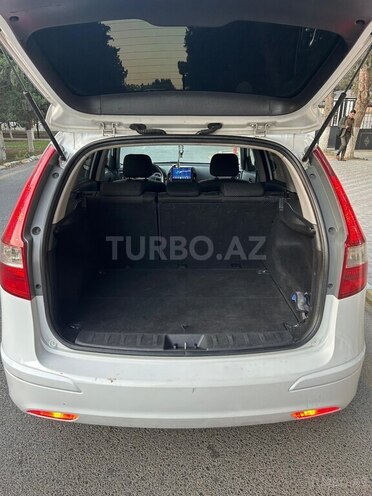 Hyundai i30 2010, 2,200,000 km - 1.6 l - Bakı