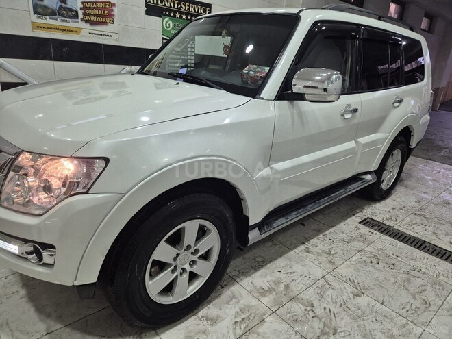 Mitsubishi Pajero 2007, 197,000 km - 3.2 л - Bakı