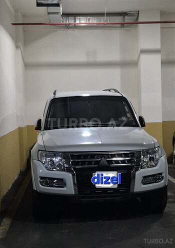 Mitsubishi Pajero 2007, 197,000 km - 3.2 л - Bakı