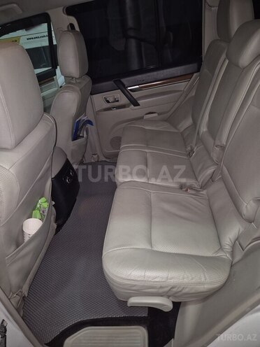 Mitsubishi Pajero 2007, 197,000 km - 3.2 л - Bakı
