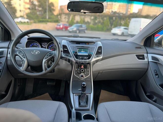 Hyundai Elantra 2015, 170,000 km - 1.8 l - Bakı