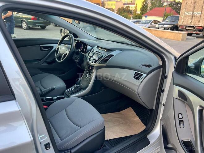Hyundai Elantra 2015, 170,000 km - 1.8 l - Bakı