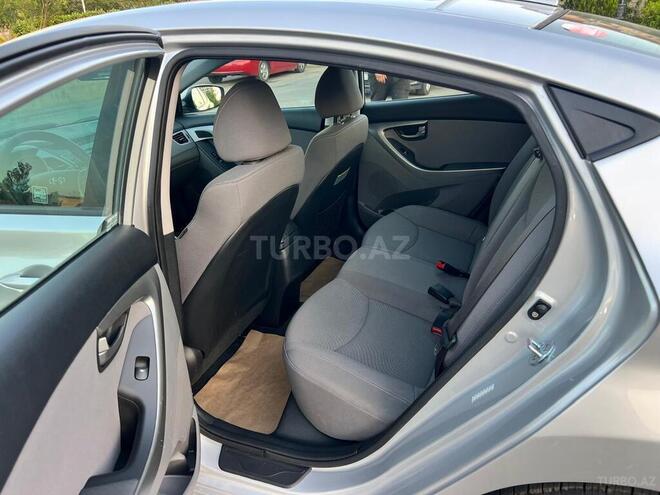 Hyundai Elantra 2015, 170,000 km - 1.8 l - Bakı