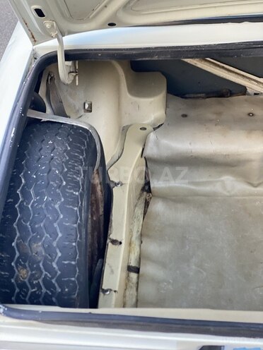 LADA (VAZ) 2106 1982, 44,000 km - 1.6 l - Qazax