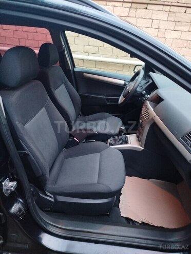 Opel Astra 2007, 240,000 km - 1.3 л - Bakı