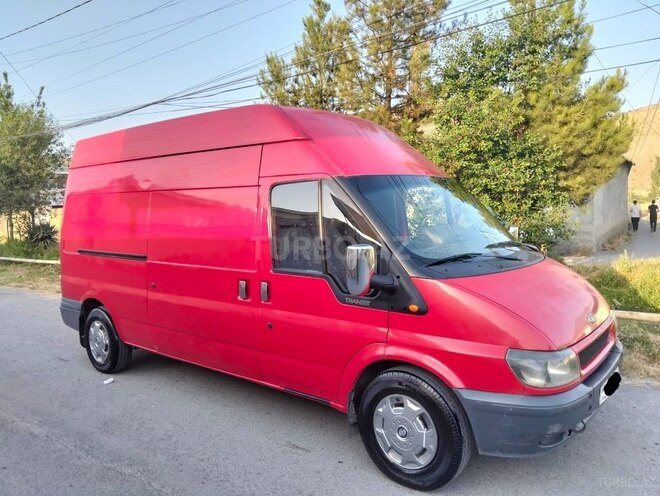 Ford Transit-4