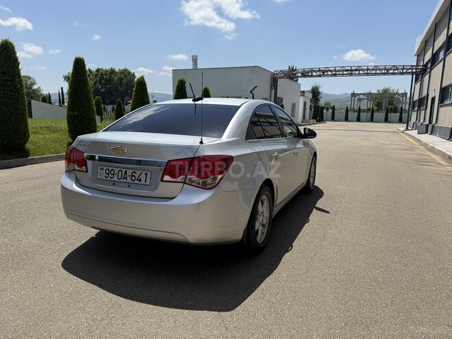 Chevrolet Cruze 2015, 262,000 km - 1.4 l - Tovuz