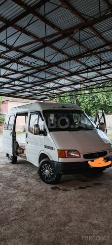 Ford Transit 1997, 540,000 km - 2.5 л - Samux