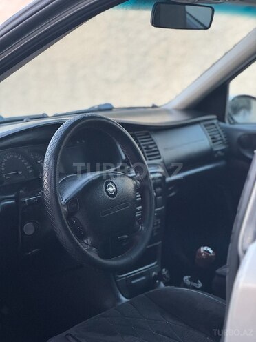 Opel Vectra 1999, 250,000 km - 1.8 l - Sumqayıt